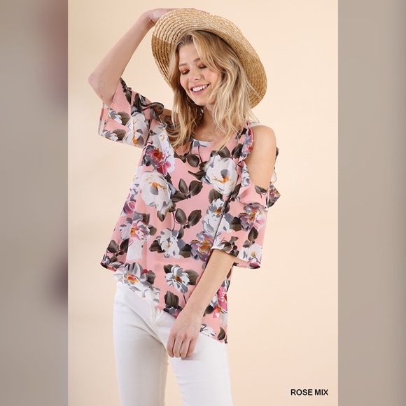 LAST 1!! 🌸So pretty! Ruffles cold shoulder top! - Picture 3 of 5